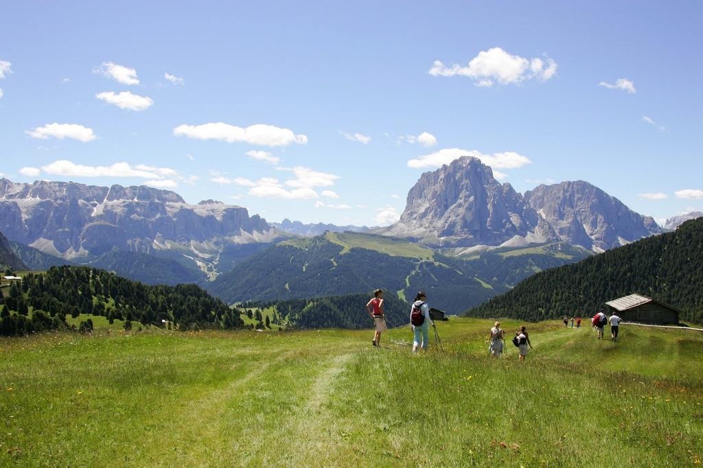 Garni Mezdi Santa Cristina Val Gardena Ngoại thất bức ảnh